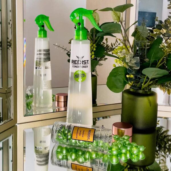 Redist Keratin Yağı İçeren Çift Fazlı Fön Suyu 400 ml